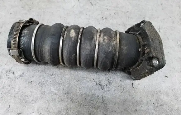 Opel Astra H Intercooler hose/pipe 13223597
