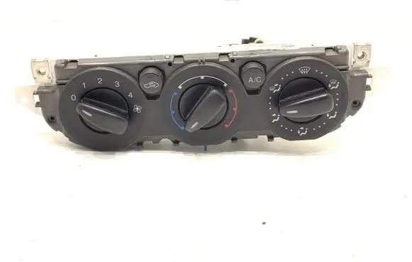 Ford Focus Interior fan control switch 7M5T-19980-BA