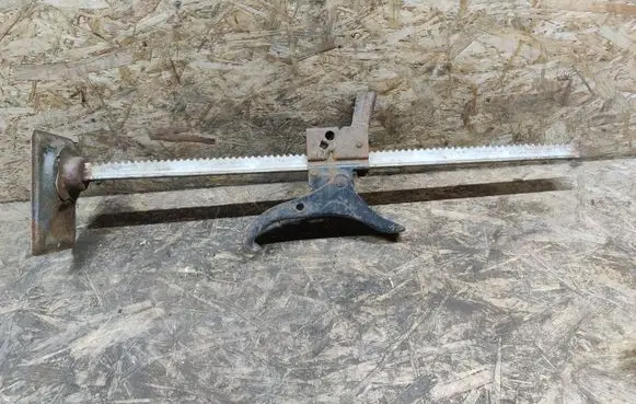 Buick LeSabre Lift Jack 2962261