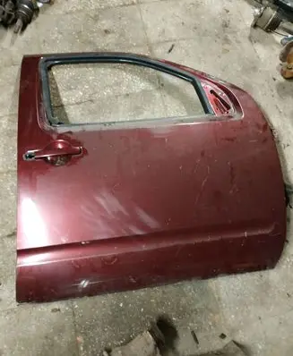 Nissan Pathfinder R51 Front door