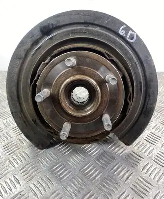 Jeep Grand Cherokee Rear wheel hub