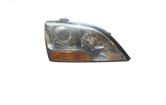 KIA Sorento Headlight/headlamp 921023E5