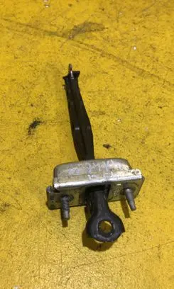 Opel Zafira C Front door check strap stopper RZ4R2P2K10