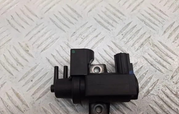 Toyota Auris 150 Turbo solenoid valve 258190R011 70051308