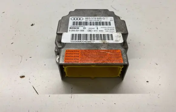 Audi A4 S4 B7 8E 8H Airbag control unit/module 8E0959655G 0285001668
