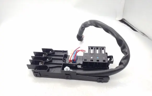 Mercedes-Benz CLS C219 Fuse box set 2115452301