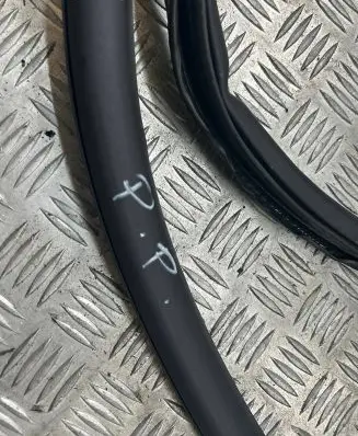 Alfa Romeo Stelvio Front door rubber seal