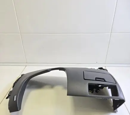Dashboard lower bottom trim panel