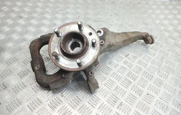 Land Rover Discovery 3 - LR3 Front wheel hub spindle knuckle