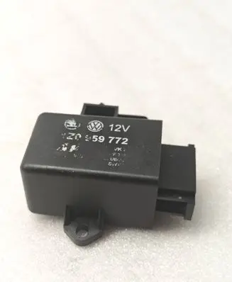 Volkswagen PASSAT B6 Seat heating relay 1Z0959772