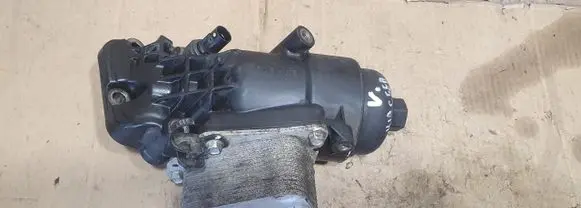 Engine oil radiator