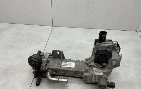 Hyundai Tucson TL EGR valve cooler 284202A610