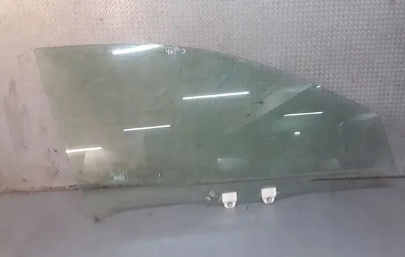 Honda Accord Front door window glass four-door
