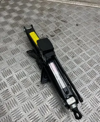 KIA Sportage Lift Jack 