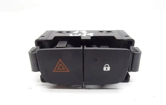 Opel Vivaro Hazard light switch 