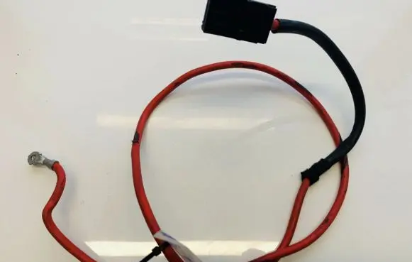Positive cable (battery)