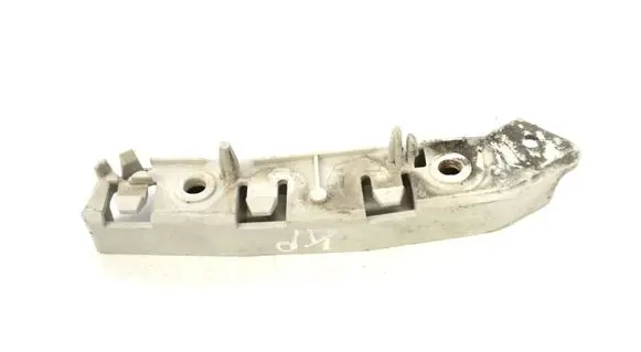 Ford Focus Front bumper mounting bracket BM5117D959