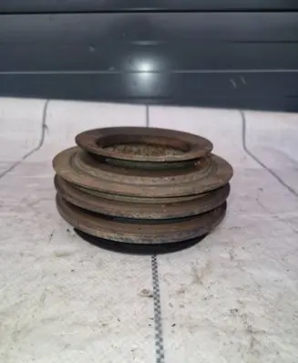 Nissan Navara D22 Crankshaft pulley
