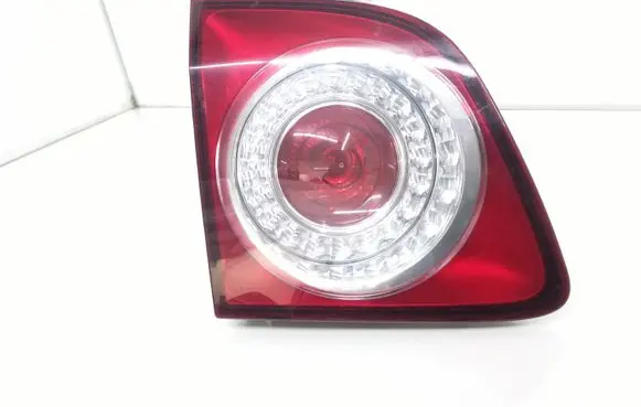 Volkswagen Golf Plus Tailgate rear/tail lights 5M0945093J 89035269