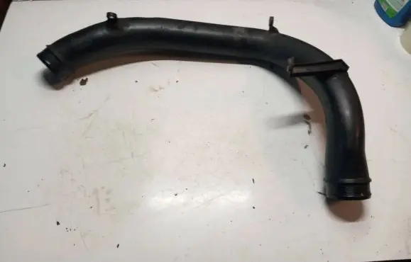 Volvo V60 Intercooler hose/pipe 31261343