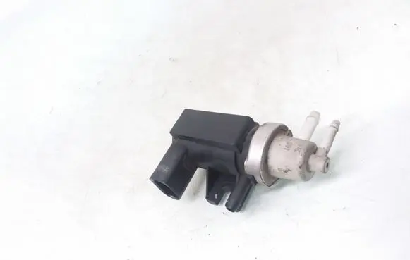 Skoda Octavia Mk1 (1U) Turbo solenoid valve 1J0906627A 72290325