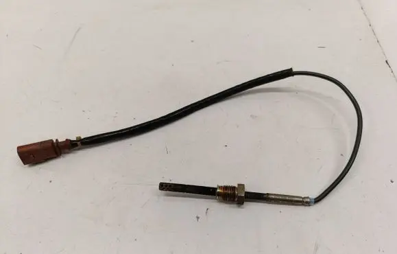 Audi A6 Allroad C7 Exhaust gas temperature sensor 8K0906088
