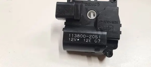 Toyota Corolla Verso E121 Air flap motor/actuator 1138002051 113800