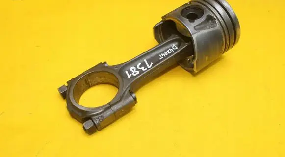Ford Mondeo MK IV Piston with connecting rod