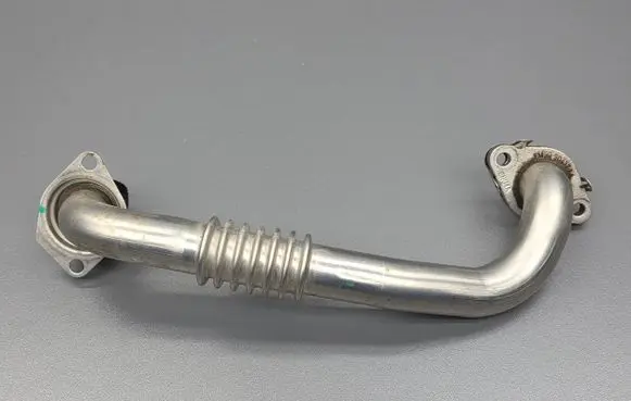 Ford Fiesta EGR valve line/pipe/hose ENU4A FM509D477AA