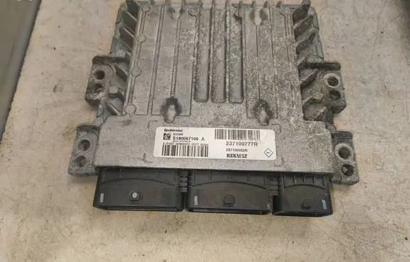 Renault Scenic III - Grand scenic III Engine control unit/module S180067109A 237100777R 237100033R
