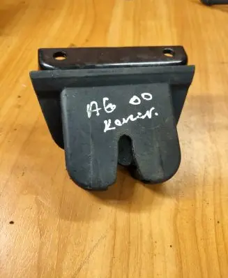 Audi A6 S6 C5 4B Tailgate/trunk/boot lock/catch/latch 4B9827505E