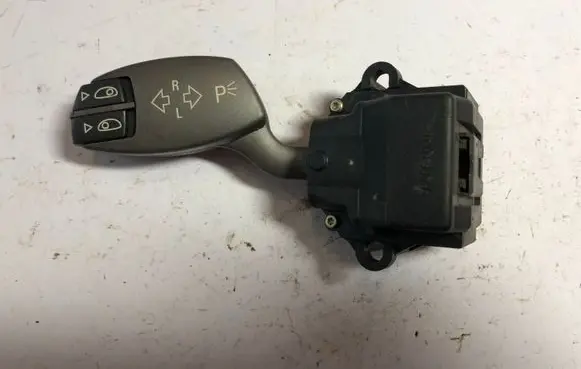 BMW 7 E65 E66 Indicator stalk 6911516 6911516B 01106700