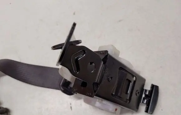 Opel Insignia A Rear seatbelt 13288436 16022011