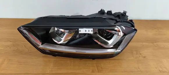 Volkswagen Golf Sportsvan Headlight/headlamp 518941039A