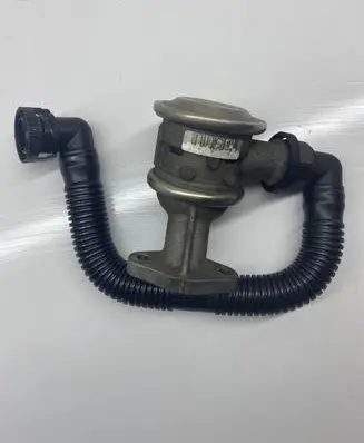 BMW 3 E46 EGR valve 11727510428 72823000