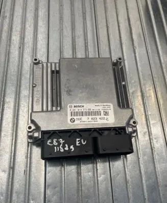 BMW 3 E90 E91 Engine control unit/module 7823422 014573 1039S29128