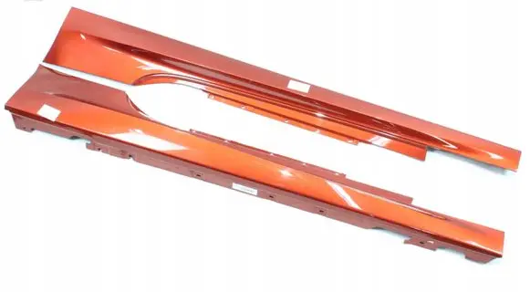 BMW 8 G15 Front sill (body part) 