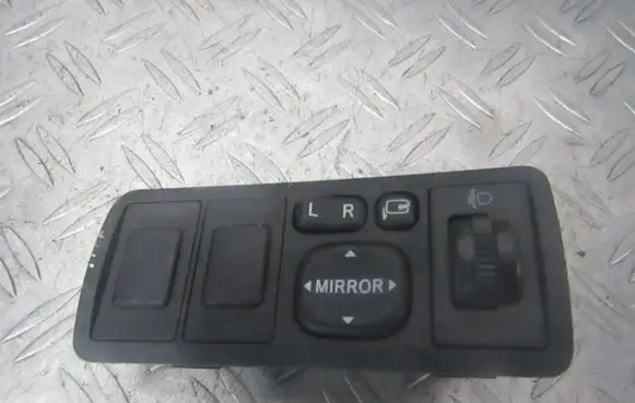 Toyota Avensis T250 Wing mirror switch 183575