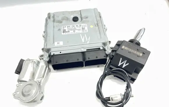 Mercedes-Benz CLS C219 Engine ECU kit and lock set A6421509078 2115452308