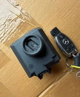 Mercedes-Benz E W212 Ignition lock A2129055800 06482614 2064826141406103
