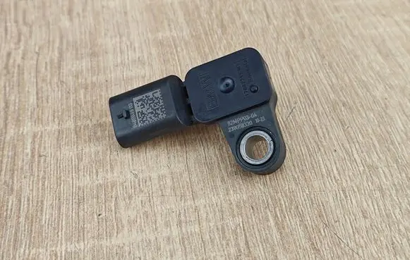 BMW X6 G06 Air pressure sensor 8489539