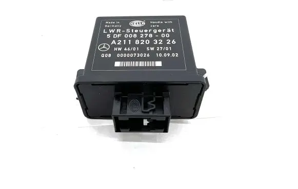 Mercedes-Benz E W211 Light module LCM A2118203226