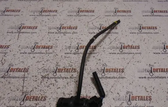 Lexus IS 220D-250-350 Windscreen/windshield washer pump 8533060190