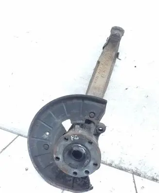 Volkswagen Touareg I Front wheel hub spindle knuckle 7L0407258A