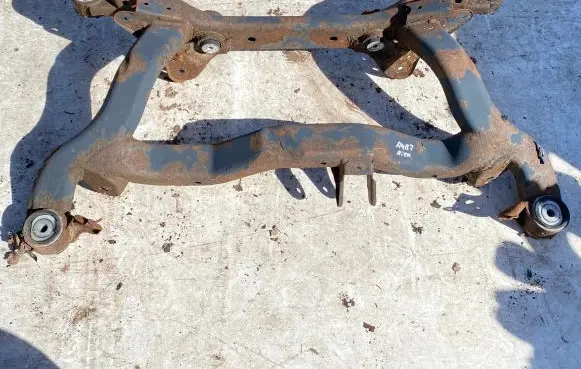Audi A4 S4 B7 8E 8H Rear subframe 