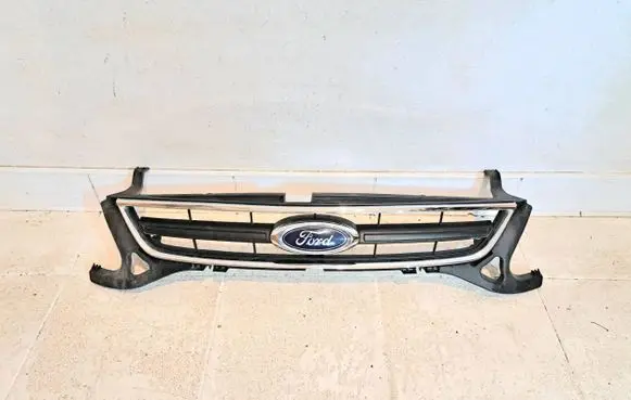 Ford Mondeo MK IV Front bumper upper radiator grill BS71-8200-A