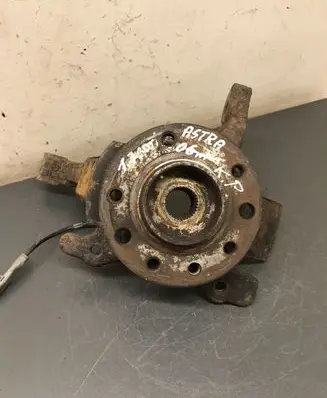 Opel Astra H Front wheel hub