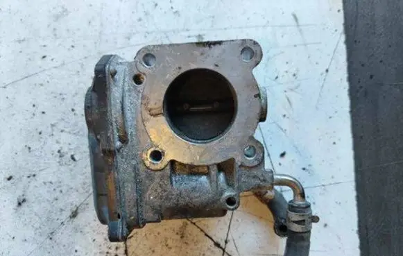 Toyota Corolla E120 E130 Throttle valve 220300D020