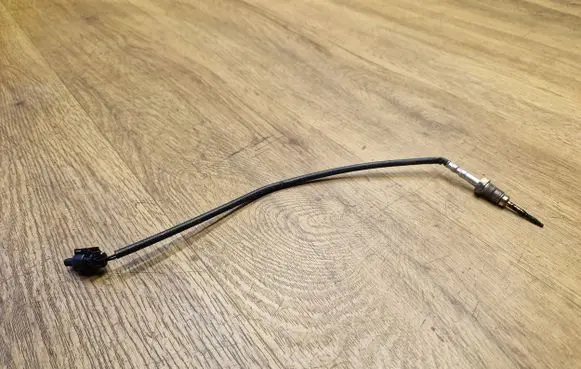 BMW 3 F30 F35 F31 Exhaust gas temperature sensor 7543312