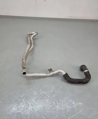 Engine coolant pipe/hose